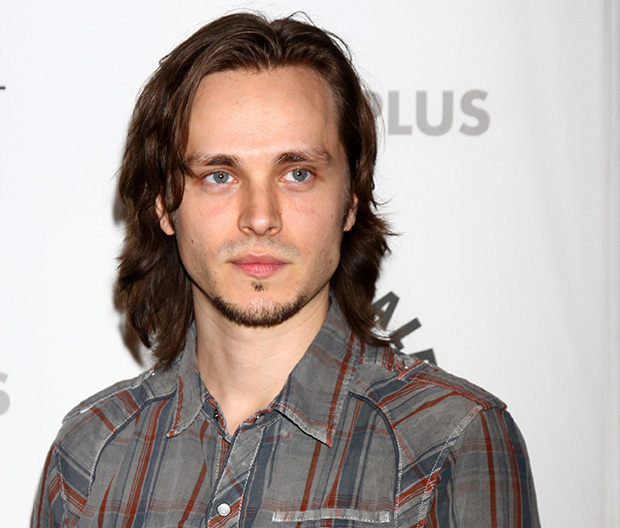 Добитник пет Еми награда, прешао у православље: Ко је Џонатан Џексон, који је објавио прелепу песму о Косову и Метохији (ВИДЕО)